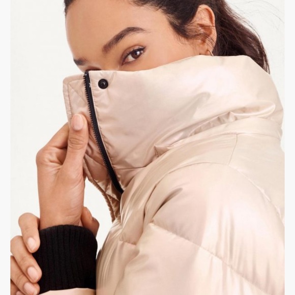 DKNY Iridescent Puffer Jacket | LARGE - Picture 3 of 10